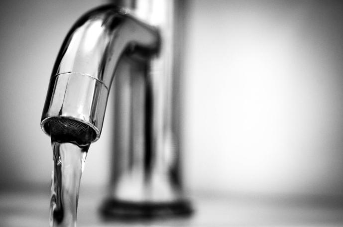 tap water stock photo